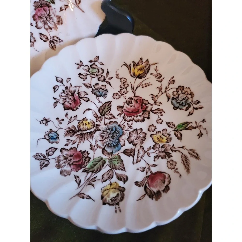 Staffordshire Bouquet Johnson Bros England Teacup Saucers Desert Plates 9 pieces